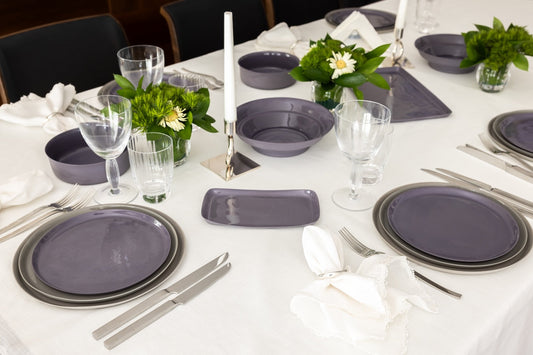 How to Choose the Perfect Porcelain Dinnerware for Your Home