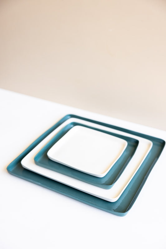 Tetra Square Plate Set